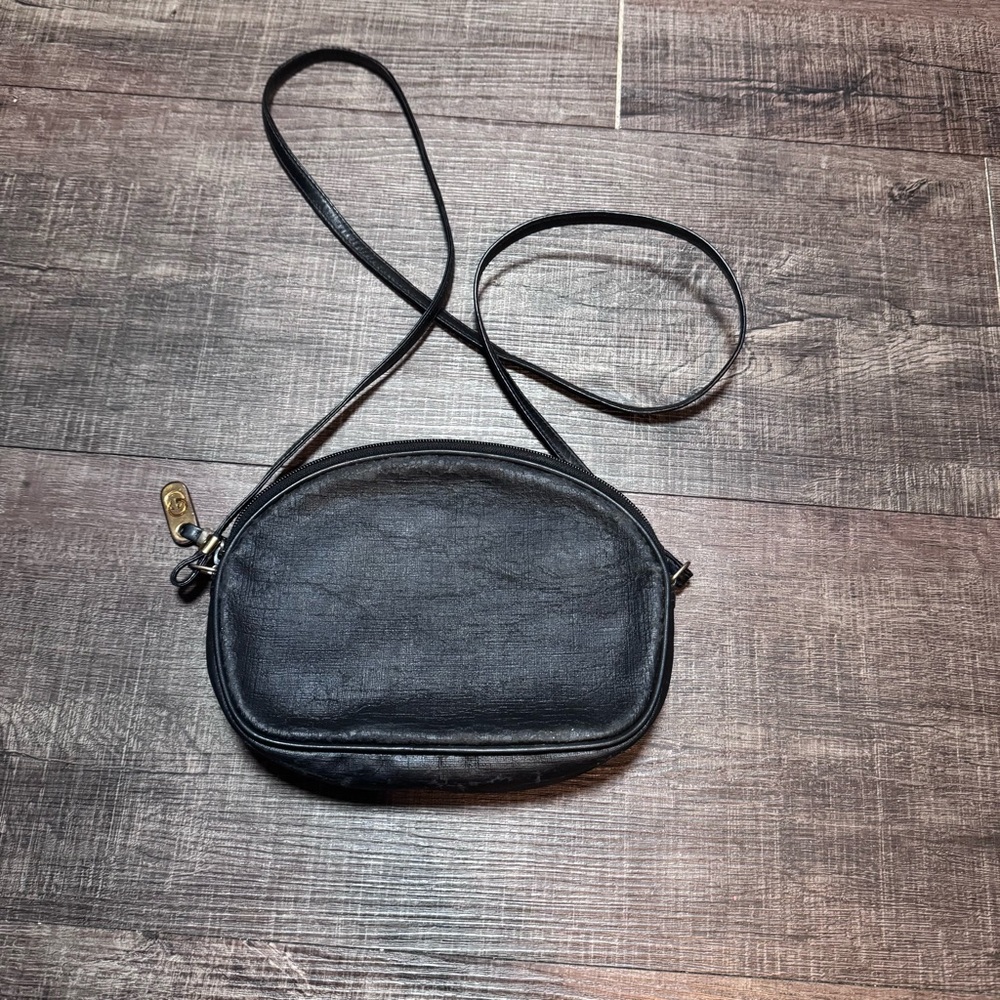 Gucci Vintage 1980s Black Crossbody Bag - Picture 11 of 11